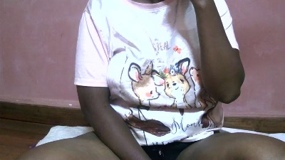 Canellia live cam on Cam4