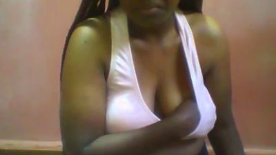 Canellia live cam on Cam4