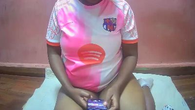 Canellia live cam on Cam4