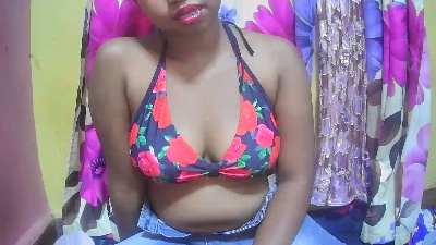 Canellia live cam on Cam4