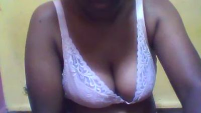 Canellia live cam on Cam4