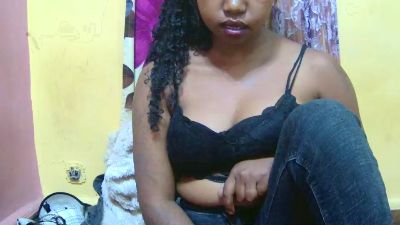 Canellia live cam on Cam4
