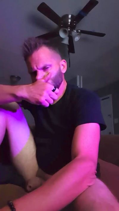 Captainsavahoe live cam on Cam4