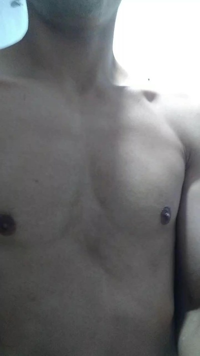 Caratougo live cam on Cam4