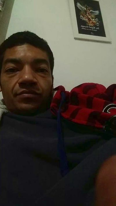 Caratougo live cam on Cam4