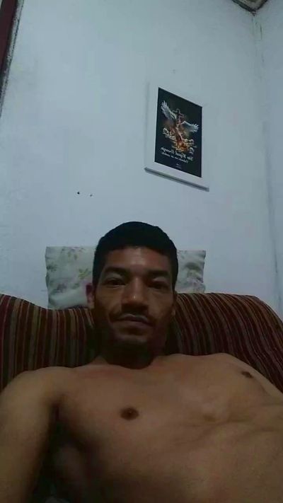 Caratougo live cam on Cam4