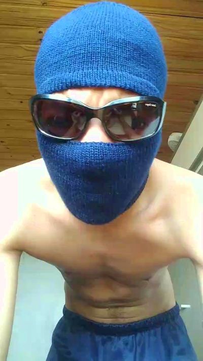 Caratougo live cam on Cam4
