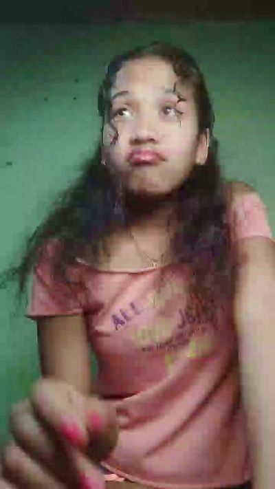 Caren05 live cam on Cam4