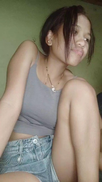 Caren05 live cam on Cam4