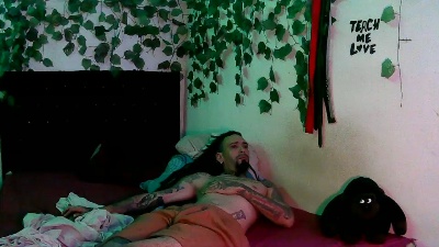 Caribbeanlovers live cam on Cam4