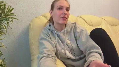 CarieWaltz live cam on Cam4