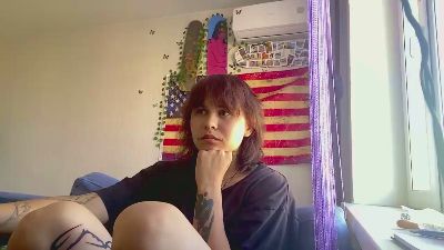 CarinRochez live cam on Cam4