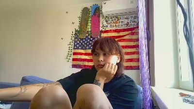 CarinRochez live cam on Cam4