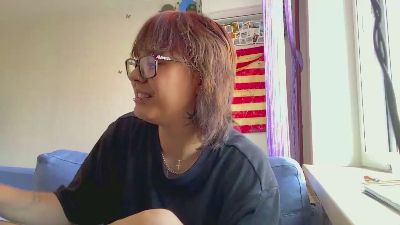 CarinRochez live cam on Cam4