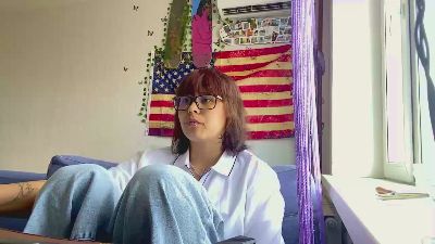 CarinRochez live cam on Cam4
