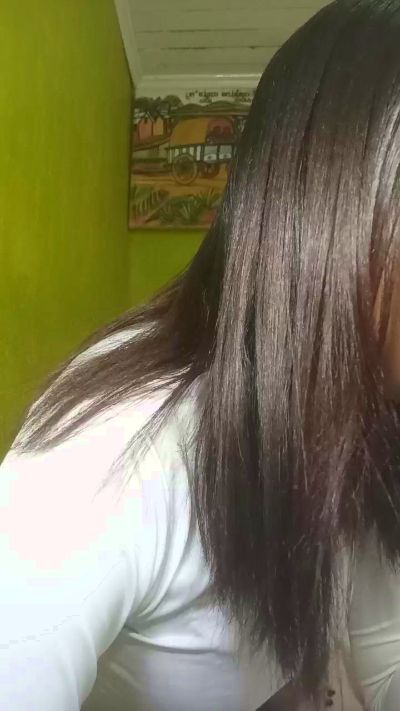 Carinahot02 live cam on Cam4