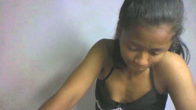 Carinajolie live cam on Cam4