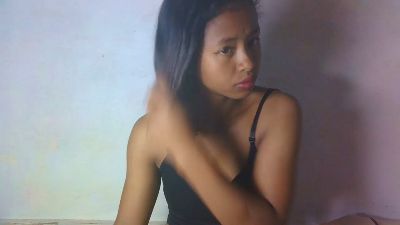 Carinajolie live cam on Cam4