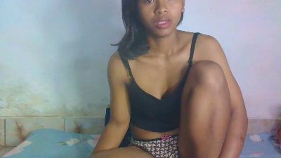 Carinajolie live cam on Cam4