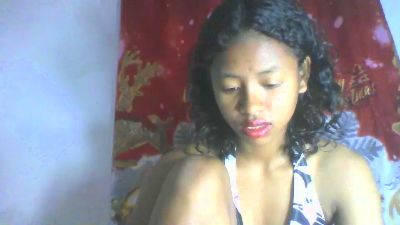 Carinajolie live cam on Cam4