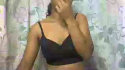 Carinajolie live cam on Cam4