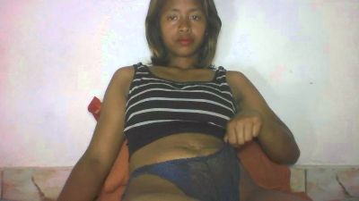 Carinajolie live cam on Cam4