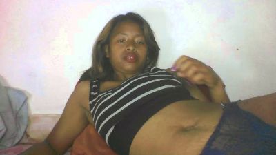 Carinajolie live cam on Cam4