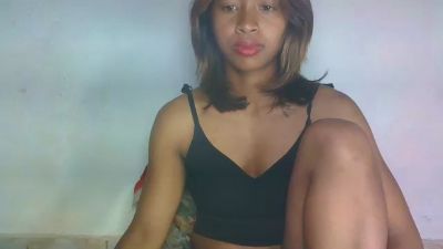 Carinajolie live cam on Cam4