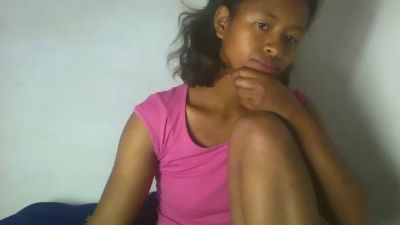 Carinajolie live cam on Cam4