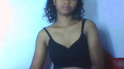 Carinajolie live cam on Cam4