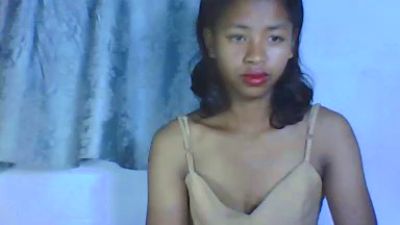 Carinajolie live cam on Cam4