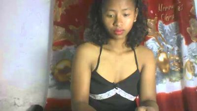 Carinajolie live cam on Cam4