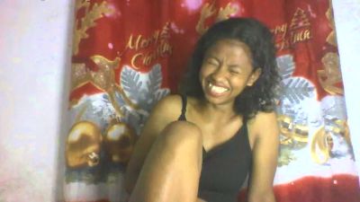 Carinajolie live cam on Cam4