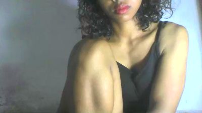 Carinajolie live cam on Cam4