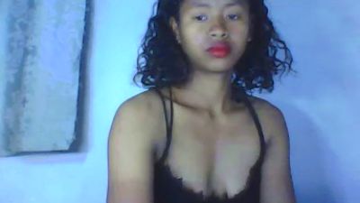 Carinajolie live cam on Cam4