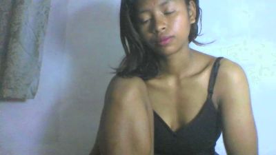 Carinajolie live cam on Cam4