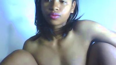 Carinajolie live cam on Cam4