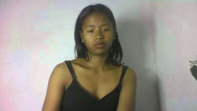 Carinajolie live cam on Cam4