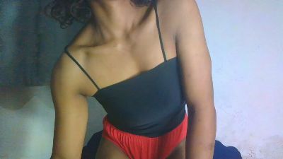 Carinajolie live cam on Cam4