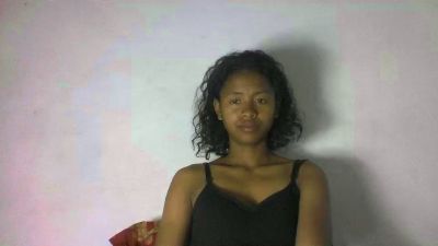 Carinajolie live cam on Cam4