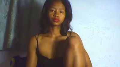 Carinajolie live cam on Cam4