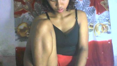 Carinajolie live cam on Cam4