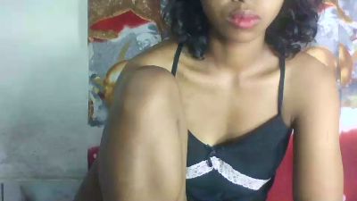 Carinajolie live cam on Cam4