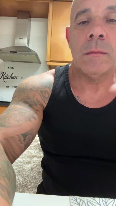 Carinhoso1974 live cam on Cam4