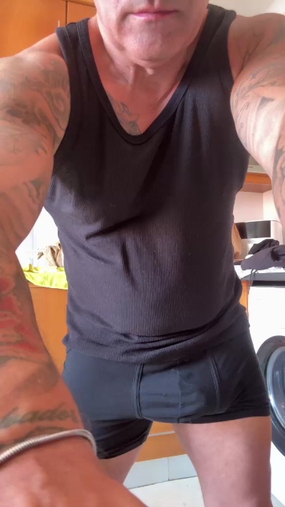 Carinhoso1974 live cam on Cam4