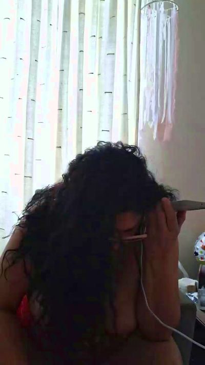 Caritovivi live cam on Cam4