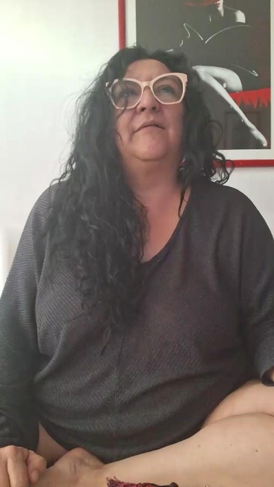 Caritovivi live cam on Cam4