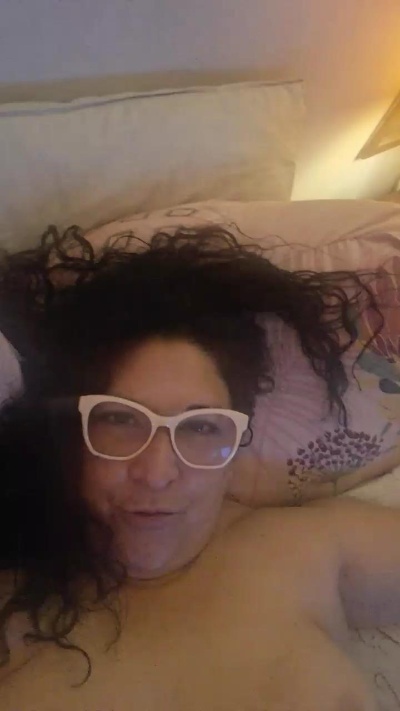Caritovivi live cam on Cam4