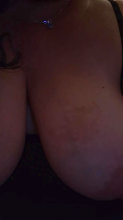 Caritovivi live cam on Cam4
