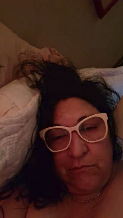 Caritovivi live cam on Cam4